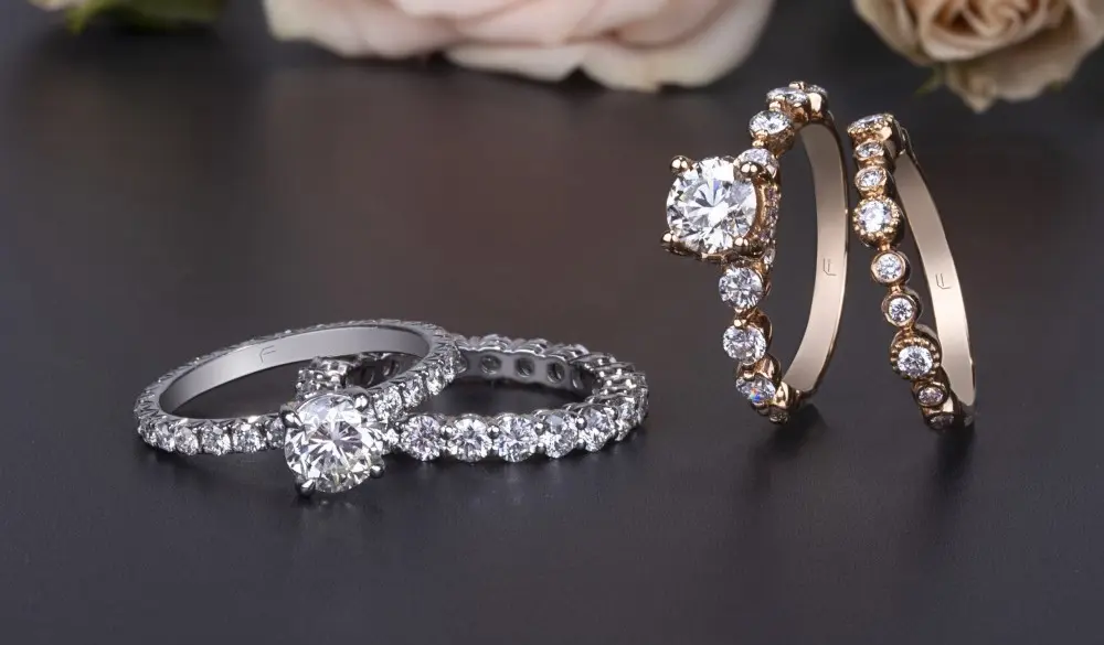 انتخاب درست بین طلای سفید یا زرد - عکس انگشتر نامزدی طلای سفید و زرد از انواع طلا و جواهرات