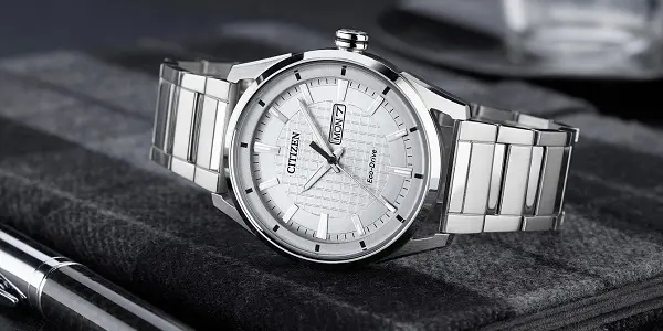 عکس ساعت سیتیزن اصل - سیتیزن یک برند ساعت ژاپنی معروف و با کیفیت است